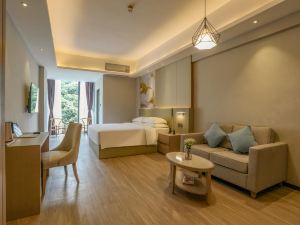 Woqu Service-Style Apartment (Shenzhen Liuxiandong)