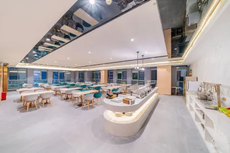 CHEERMAY HOTELS· Zhaoqing Minjie Plaza Branch Отели рядом со станцией Zhaoqing Railway Station