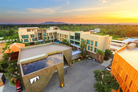 The Signature Hotel Airport Hotels in Hat Yai