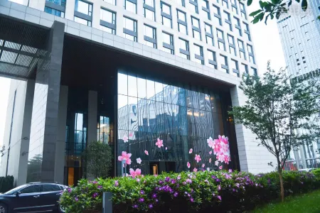 Silin Apartment (Guangzhou Pazhou Poly Exhibition Center)