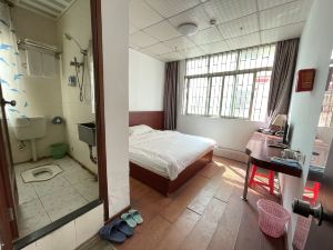 Xiaotong Hostel