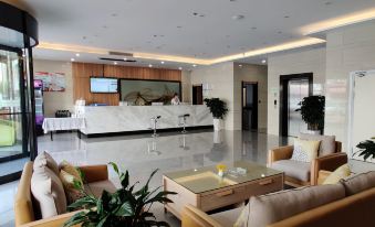 GreenTree Inn (Suzhou Qingyun market store Wuyue Plaza Huijin Plaza store)