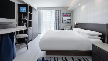 Hyatt Centric Brickell Miami Отели рядом с достопримечательностью «Парк Элис Уэйнрайт»