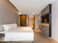 Atour Hotel, Golden Eagle Plaza, Xianlin center, Nanjing Hotels near Qi Xia