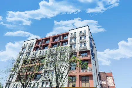 Chongqing Hairongyisheng Hotel Отели рядом с достопримечательностью «Chongqing University of Posts and Telecommunications (University City Teaching Area)»