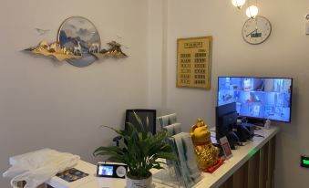 Xixi Story Homestay (Fuzhou Business and Technology College)