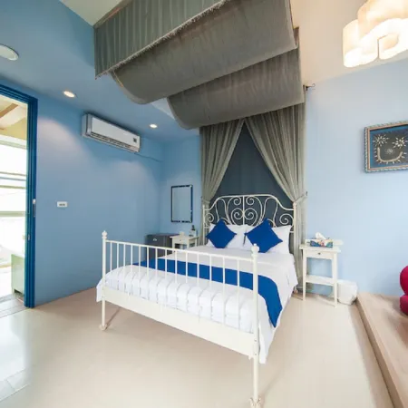 Indigo Sea Hostel