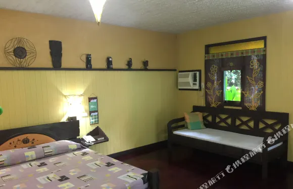 保和養蜂場酒店