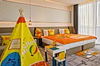 Crowne Plaza DALIAN XINGHAI by IHG