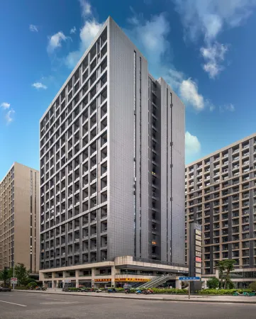 Grandnite Hotel(Guanshanhu Convention and Exhibition City Finance City) Отели рядом с достопримечательностью «Jinyang Gymnasium»