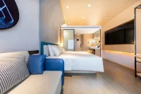 Jinan Quancheng Plaza Baotu Spring  Atour  X Hotel Hotels near Heihu Spring