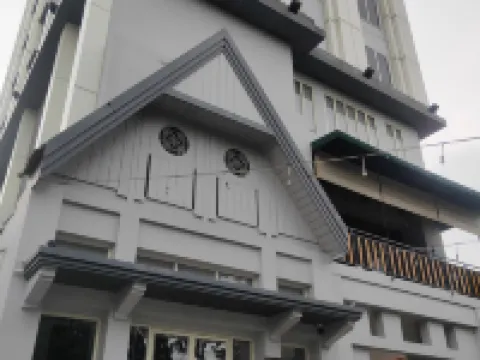 Batiqa Hotel Darmo - Surabaya Hotels in Wonokromo