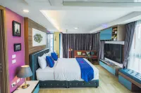BlueTel Re'sidencE Bangkok IMPACT-1 Time Drop-Off Service to IMPACT OR MRT (MTO2) - balcony