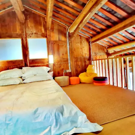 Jiangyou · Original Aspiration: Mountain Log Cabin Duplex Vacation Homestay