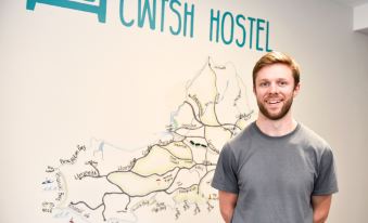 Cwtsh Hostel