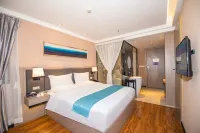 Super 8 Hotel (Hechi Bus Terminal)