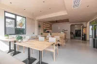 Jiuhua Mountain Xiyu Yungu holiday homestay