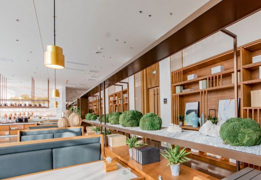 셀러브리티 호텔 주변 전경