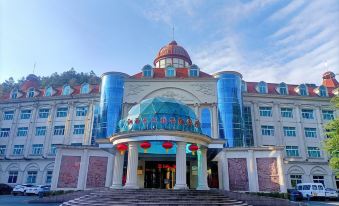 Changtian Yingshanhong Hotel