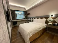 Wei Feng Hotel Hotels in Pingtung