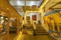 Sunshine Courtyard Sightseeing Home stay (Dali Old City Store