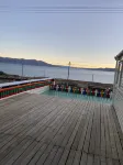Nyima Qiongzong Lakeview Inn