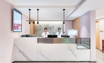 GreenTree Inn (Chongqing Yubei Huangnibang Light Rail Station)