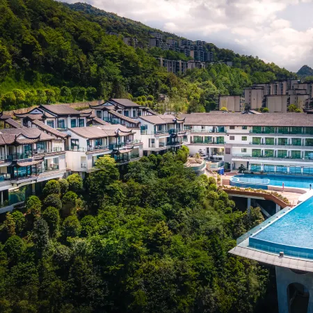 Chongqing Jinfoshan Liangyu International Resort