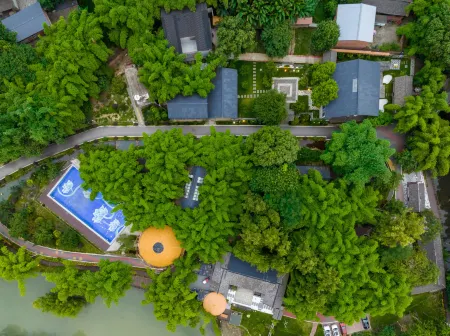 Shanghewan Courtyard B&B (Chengdu Qingbaijiang Shop) Отели рядом с достопримечательностью «Sichuan Construction Department Televison University Branch (Junior College)»