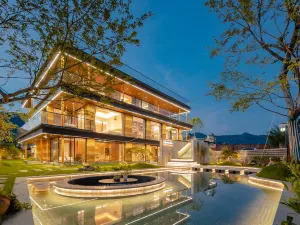Floral Lux Hotel · Homestay on the Cloud of Jiuhua Mountain