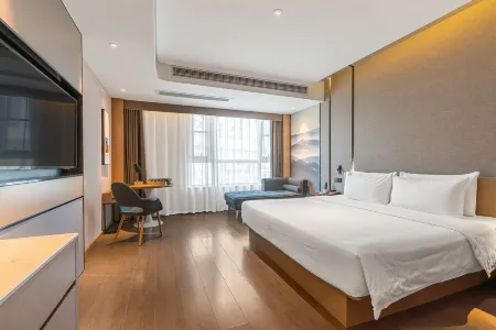 Atour Hotel (Chengdu Wenshufang)