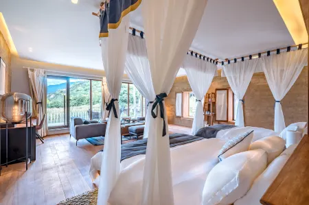 Refuge in rural areas wild luxury resort beauty stay