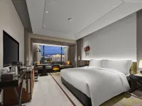 Hilton Shigatse