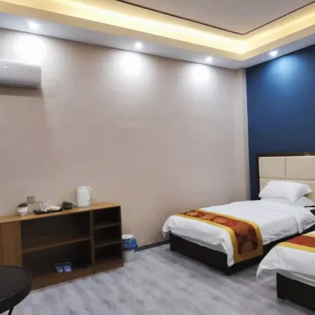 Anhua Xinlv Hotel
