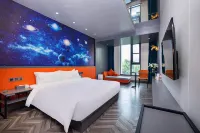 Yuebo Hotel Longmen High speed Railway Station Sports Center Store Hotel in zona Henan Massage Vocational Institute