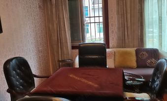Cangxi Backgammon Business Hotel