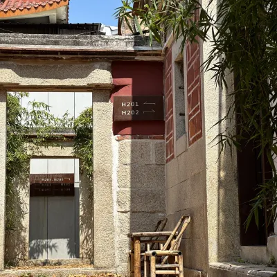 Houyuan 1882 Hotels near Pearl Public Beach