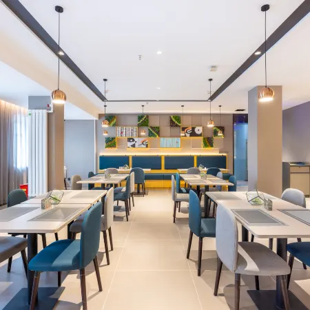 Homeinn · neo Hotel (Lanzhou Yongchang Road Xiguan Subway Station)