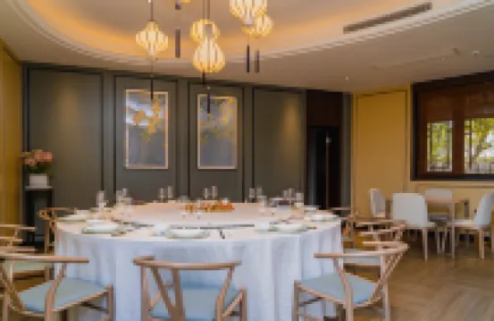 The Pinellow Dreams Hotel