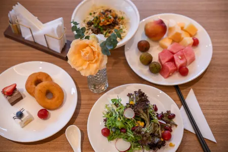 JOYCHENG Hotel (Wuhan Hankou Railway Station) Отели рядом с достопримечательностью «Hubei University of Police (North Campus)»