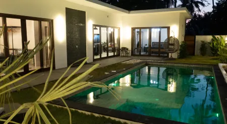 Ozzy Villa Phangan Отели рядом с достопримечательностью «Пханган»