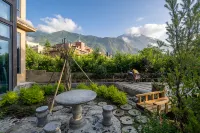 Maoxian Guigu Homestay Hotels near Chinese Ancient Castle of Erma
