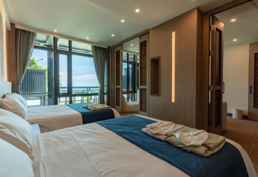 Seaview Villa Coastal Estate의 해변 뷰