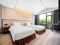 Moshang Qingju Hotel (Hebi Qixian  Yunmengdadao Branch) Hotels in Qi County