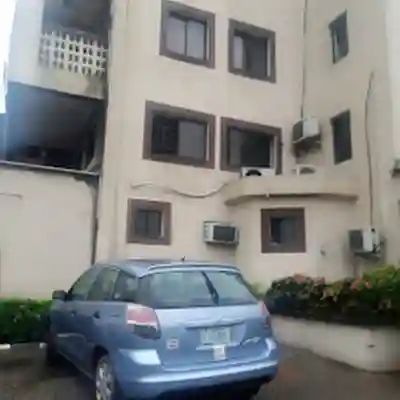 House 9 Royale Hotel Exterior