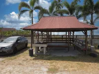 Hotel O Teratak Samuderakita, Chalet & Guesthouse Hotels in Batu Rakit