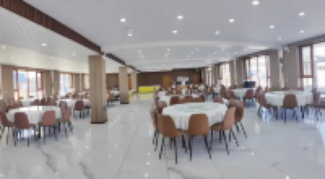Pinyouran · Yumi Xiangli Holiday Hotel