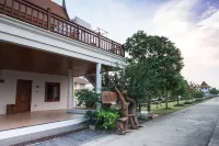 ThaiHome Resort