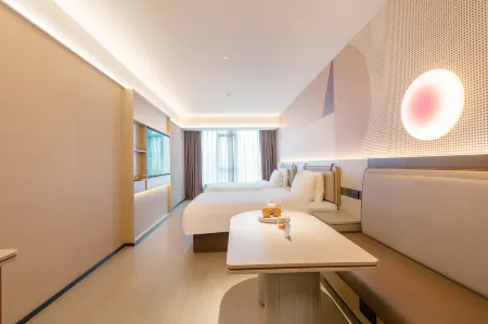 Orange Hotel (Dongguan Xiping Subway Station Hotel)