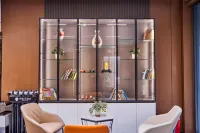 RuJia Pebble Hotel (Delingha Lianhu Road Bayin River)